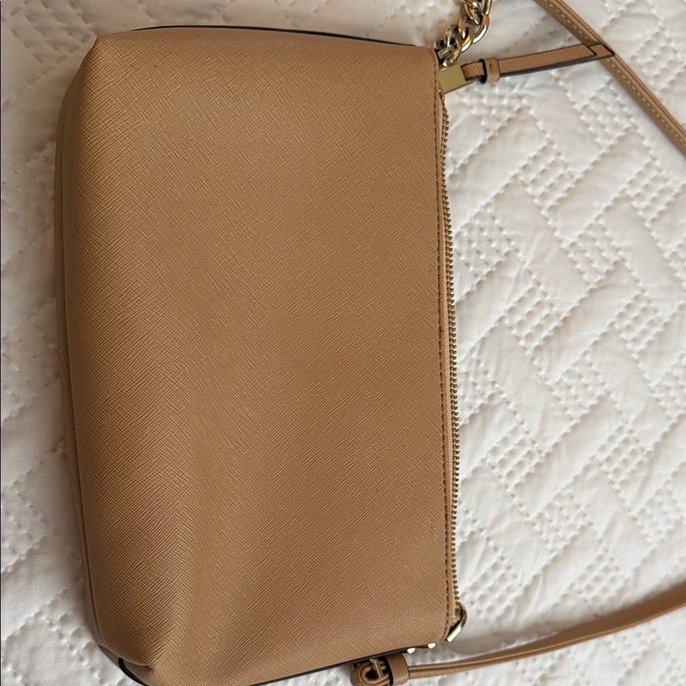 Calvin Klein Camel/Tan Crossbody Bag with Gold Hardware - Picture 7 of 9